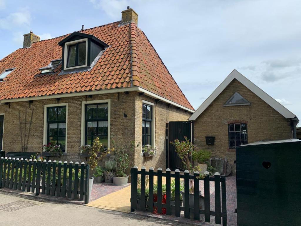 Vakantiehuis In Friesland Voor De Hele Familie Huns Kültér fotó