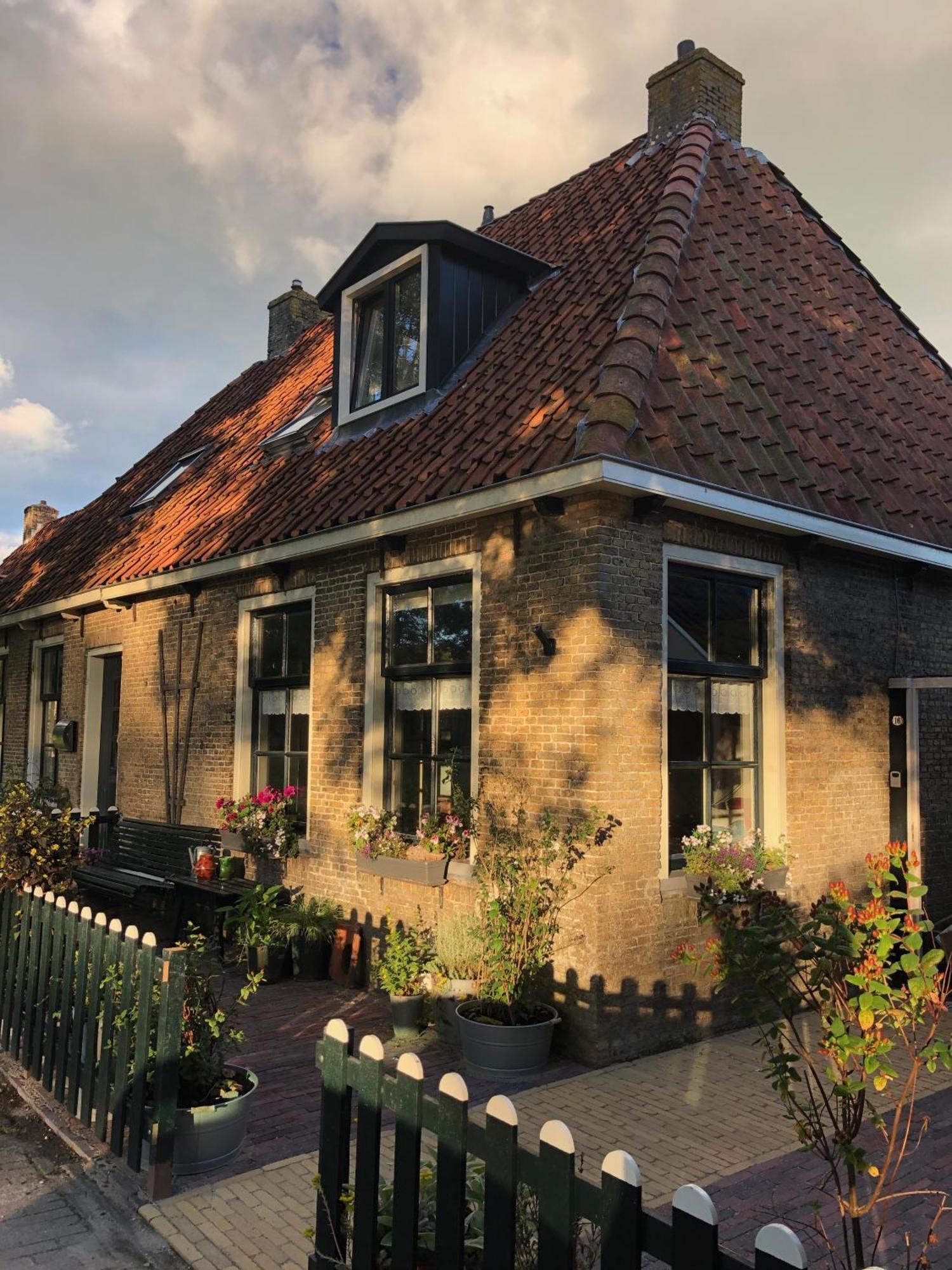 Vakantiehuis In Friesland Voor De Hele Familie Huns Kültér fotó
